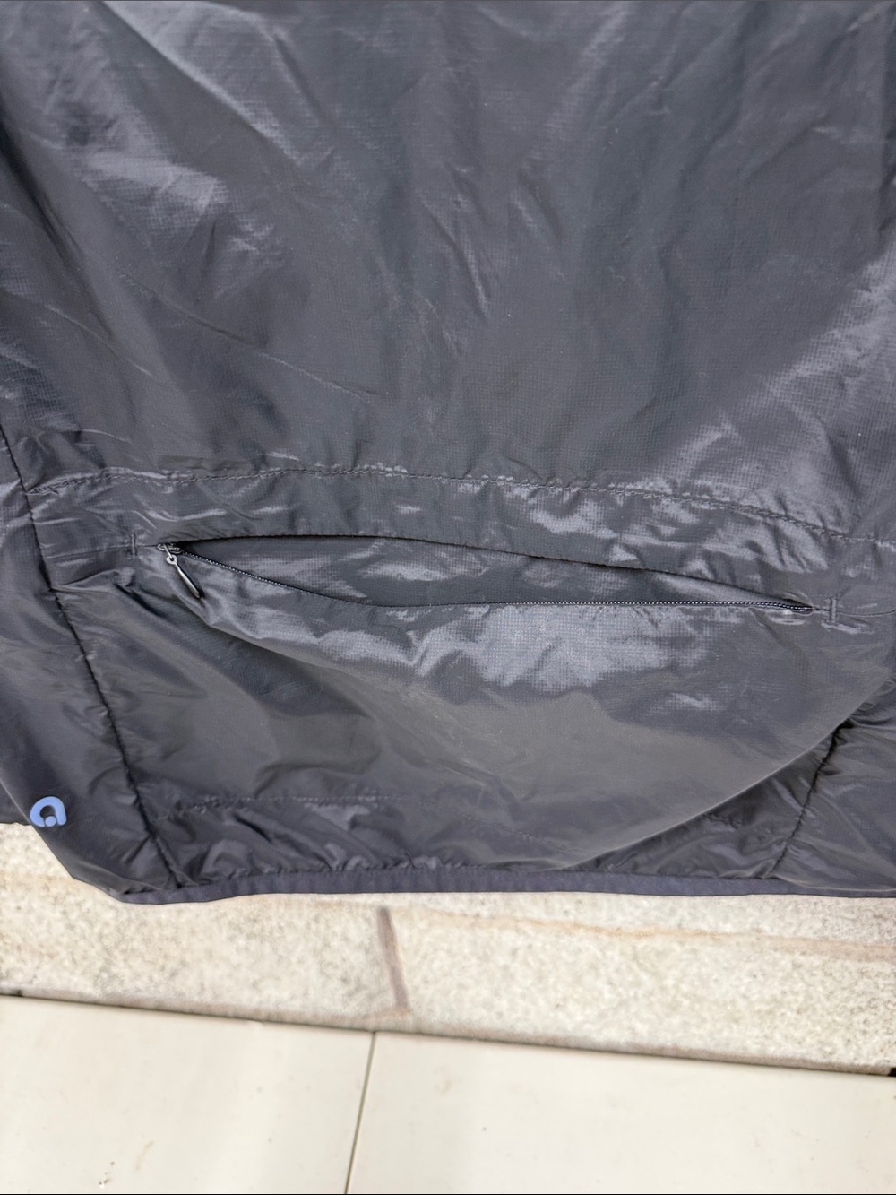 Lightweight Hooded Windbreaker Jacket - Black - Picture 6 of 7